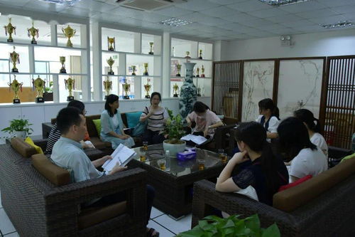 同課異構競芳菲，協同交流謀發展——記三校青年教師“同課異構”聯合教研活動